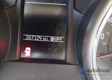 2011 Jeep Grand Cherokee Laredo z USA, uszkodzony, nr VIN 1J4RR4GT4BC534196